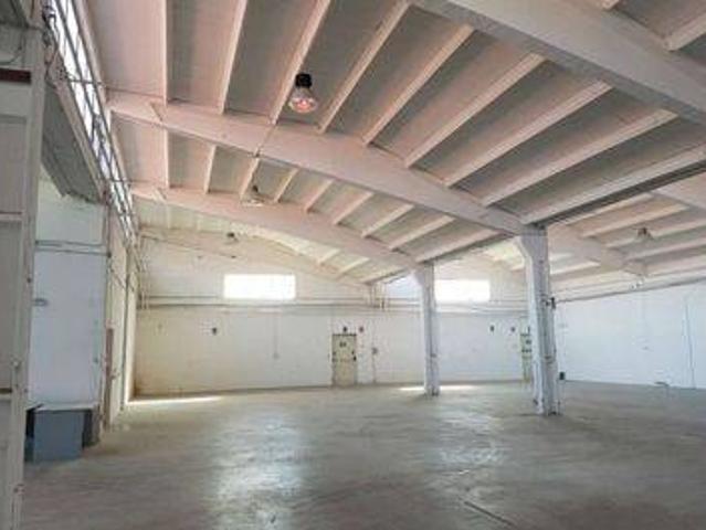Locale Commerciale in affitto a Unione delle Terre d'Argine, Carpi