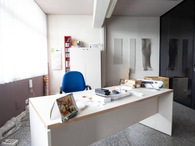 Locale Commerciale in affitto a Nazzano, Carrara