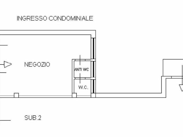 Locale Commerciale in affitto a La Prada, Carrara