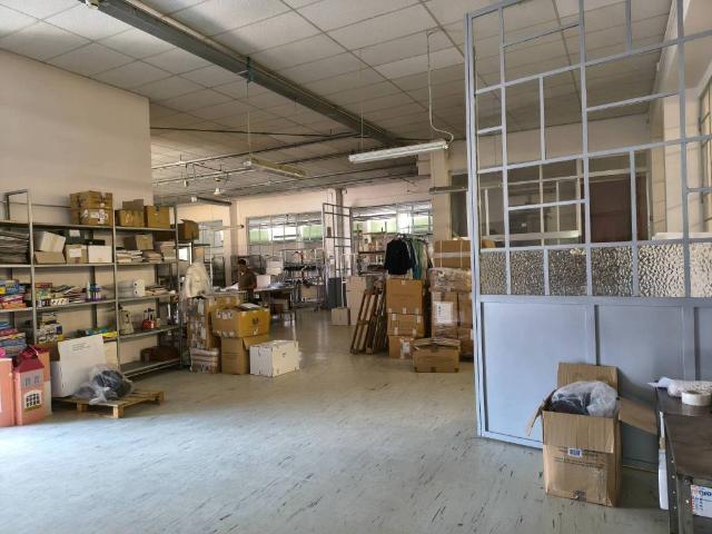 Locale Commerciale in affitto a Piemonte, Cuneo
