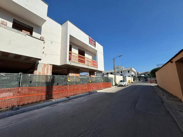 Locale Commerciale in affitto a Casal Di Principe, Campania