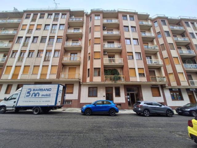 Locale Commerciale in affitto a Piemonte, Alessandria