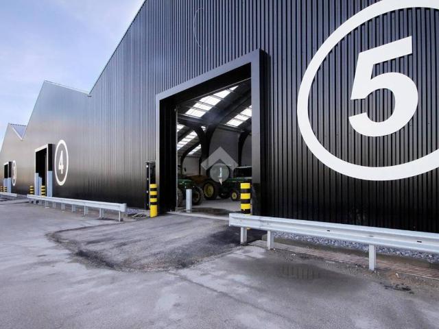 Locale Commerciale in affitto a Caberlotto, Casale Sul Sile