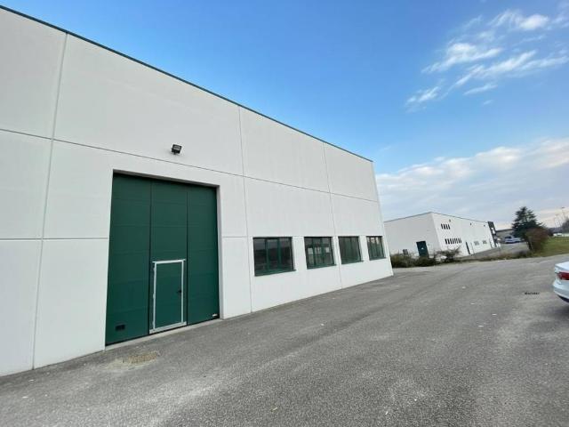 Locale Commerciale in affitto a Casale Sul Sile, Veneto