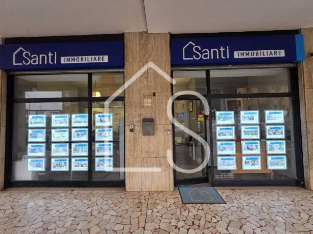 Locale Commerciale in affitto a Unione dei comuni Valli del Reno, Lavino e Samoggia, Casalecchio Di Reno