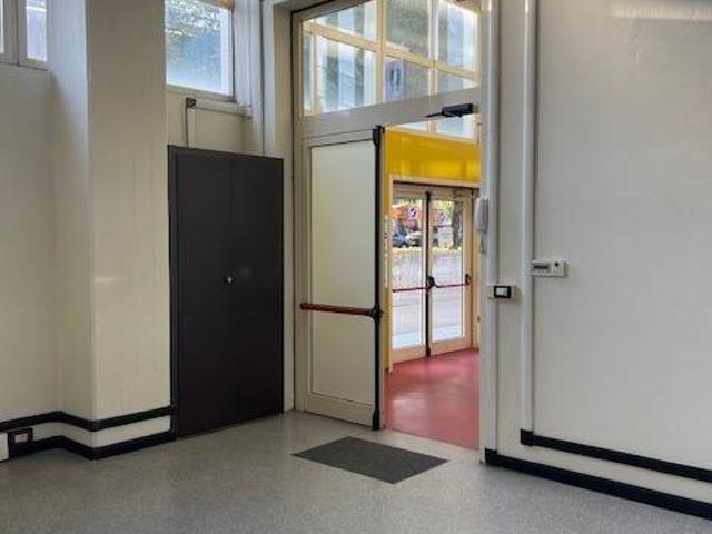 Locale Commerciale in affitto a Ceretolo, Casalecchio Di Reno