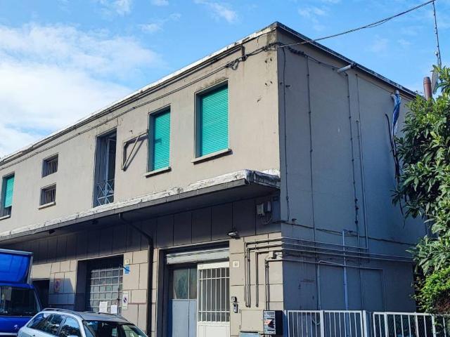 Locale Commerciale in affitto a Unione dei comuni Valli del Reno, Lavino e Samoggia, Casalecchio Di Reno