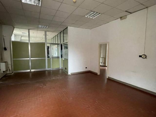 Locale Commerciale in affitto a Ceretolo, Casalecchio Di Reno