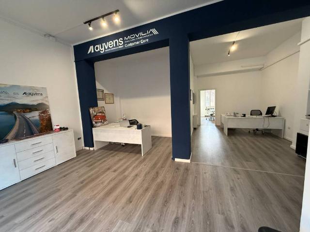 Locale Commerciale in affitto a Unione dei comuni Valli del Reno, Lavino e Samoggia, Casalecchio Di Reno