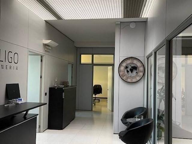 Locale Commerciale in affitto a Unione dei comuni Valli del Reno, Lavino e Samoggia, Casalecchio Di Reno