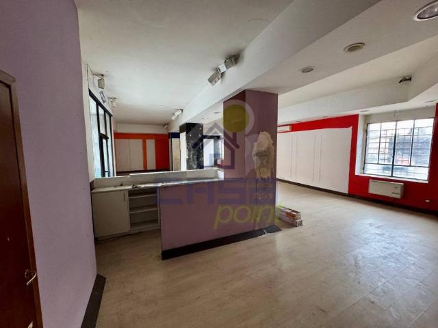 Locale Commerciale in affitto a Casalmaggiore, Lombardia