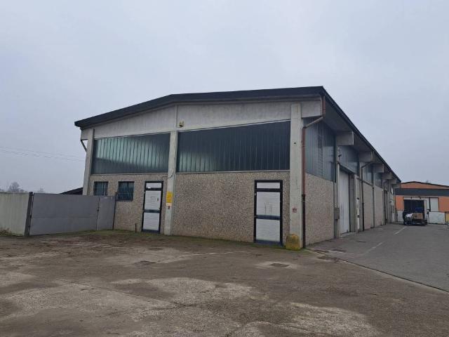 Locale Commerciale in affitto a Casalmaiocco, Lombardia