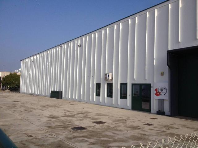 Locale Commerciale in affitto a Casarsa Della Delizia, Friuli-Venezia Giulia