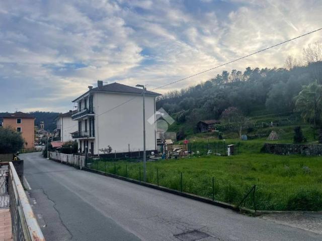 Locale Commerciale in affitto a Verici inferiore, Casarza Ligure