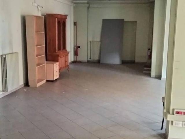 Locale Commerciale in affitto a Piemonte, Torino