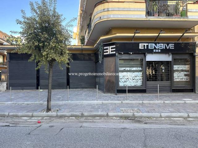 Locale Commerciale in affitto a Acquaviva, Caserta