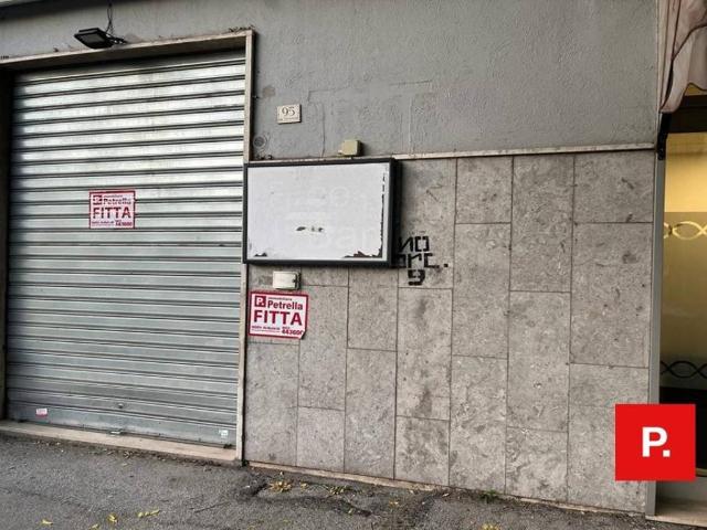 Locale Commerciale in affitto a San Benedetto, Caserta