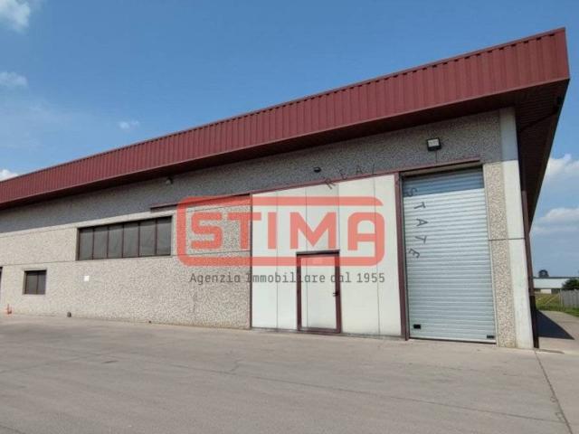 Locale Commerciale in affitto a Casier, La Sicilia
