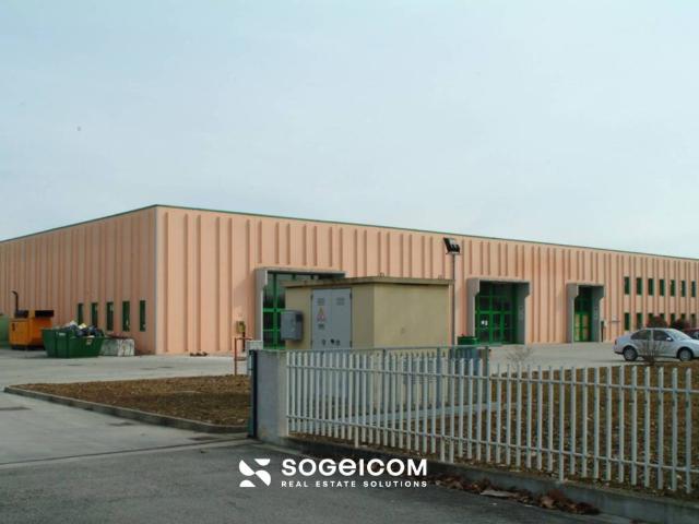 Locale Commerciale in affitto a Casier