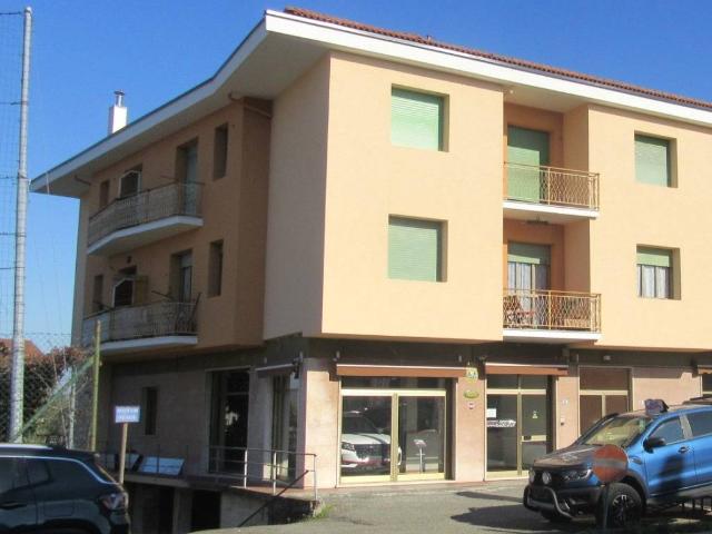Locale Commerciale in affitto a Piemonte, Alessandria