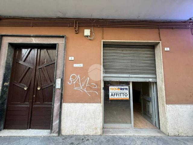 Locale Commerciale in affitto a San Silvestro, Cassino
