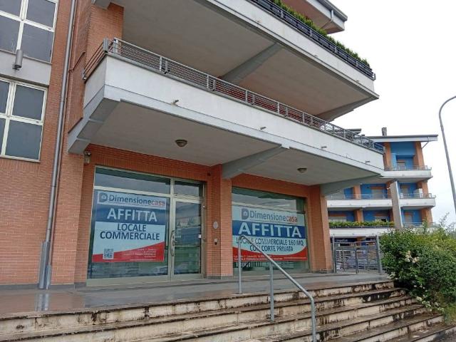 Locale Commerciale in affitto a San Bartolomeo, Cassino