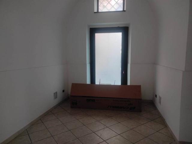 Locale Commerciale in affitto a Castel San Giorgio, Campania