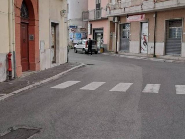 Locale Commerciale in affitto a Castelforte, Lazio