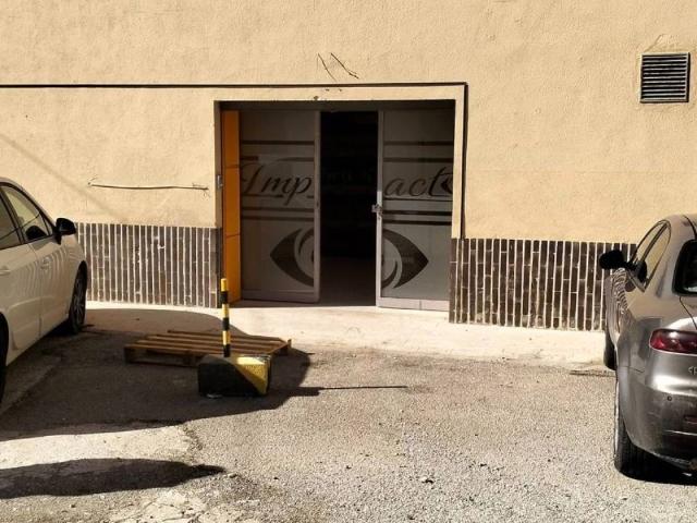 Locale Commerciale in affitto a Castellammare Del Golfo, Sicilia