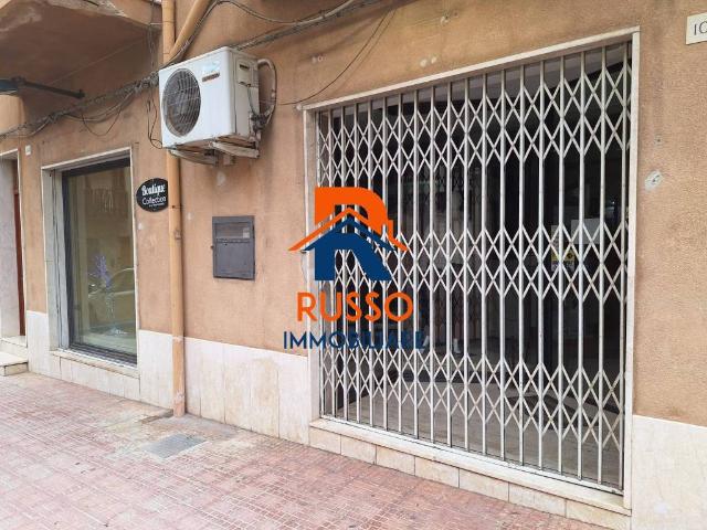 Locale Commerciale in affitto a Castellammare Del Golfo, Sicilia