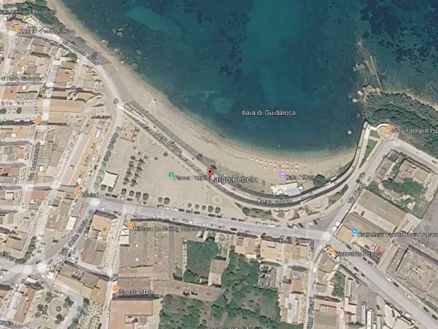 Locale Commerciale in affitto a Castellammare Del Golfo, Sicilia