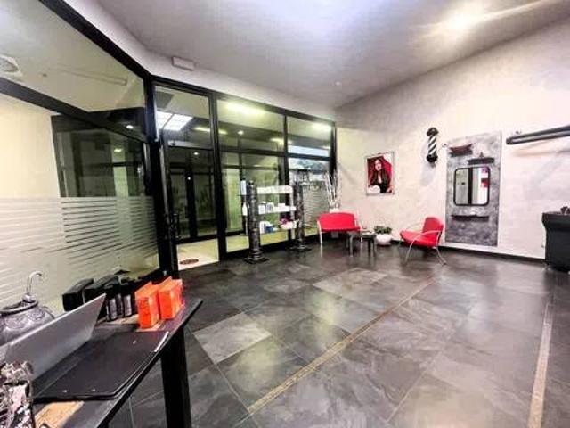 Locale Commerciale in affitto a Tresinaro - Secchia, Re