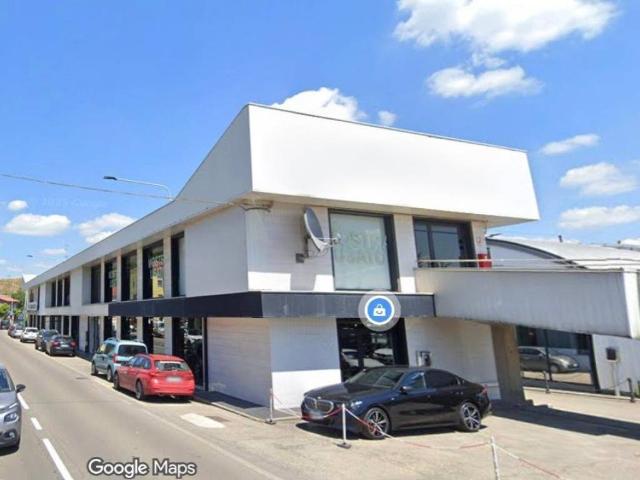 Locale Commerciale in affitto a Tresinaro - Secchia, Re