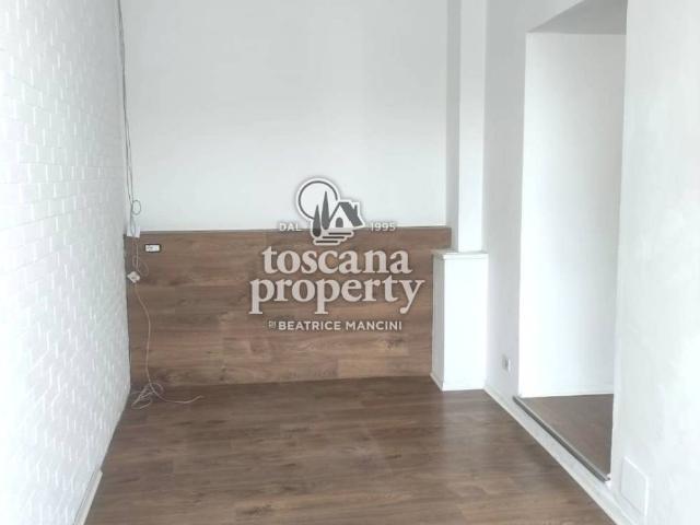 Locale Commerciale in affitto a Unione Comuni Garfagnana, Castelnuovo Di Garfagnana