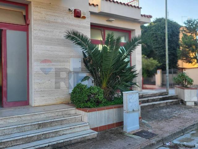 Locale Commerciale in affitto a Castelvetrano, Sicilia