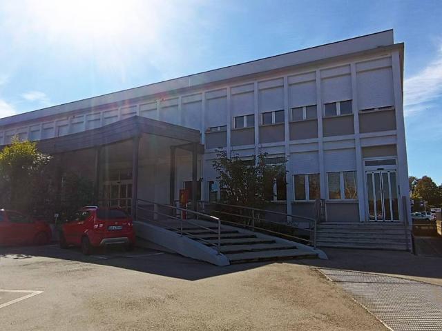 Locale Commerciale in affitto a Villanova di Castenaso, Castenaso