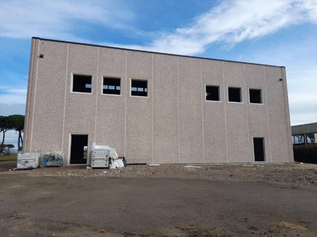 Locale Commerciale in affitto a Castiglione Del Lago, Perugia