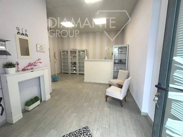 Locale Commerciale in affitto a Gioiella, Umbria