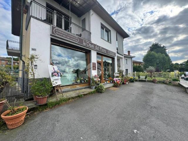 Locale Commerciale in affitto a Castiglione Torinese, Piemonte