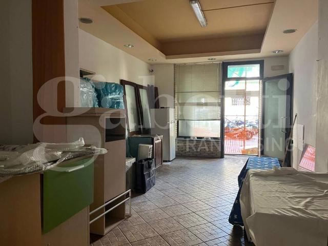 Locale Commerciale in affitto a Borgo-Sanzio, Catania