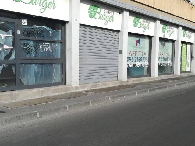 Locale Commerciale in affitto a Centro storico, Catania