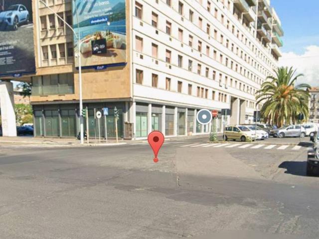 Locale Commerciale in affitto a Centro storico, Catania