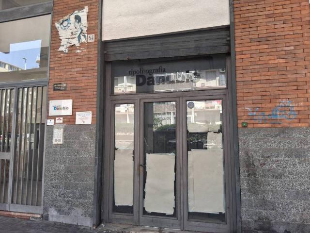 Locale Commerciale in affitto a Borgo-Sanzio, Catania
