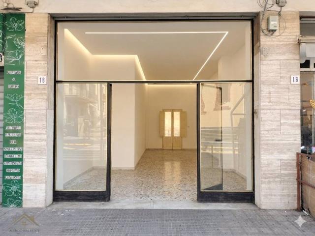 Locale Commerciale in affitto a Borgo-Sanzio, Catania