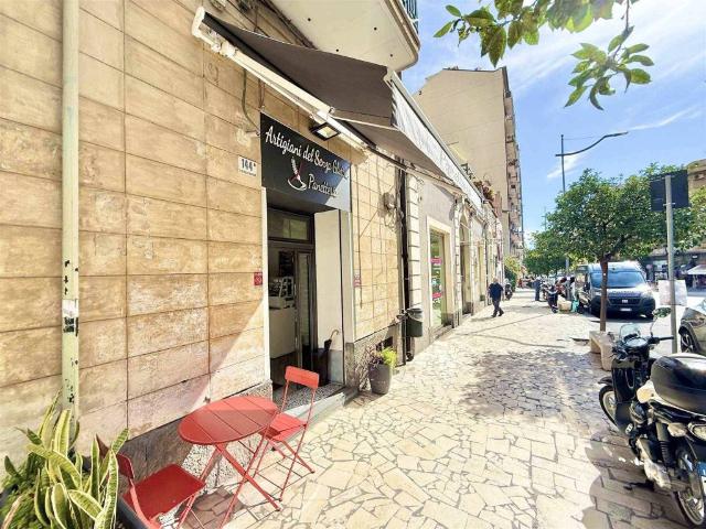 Locale Commerciale in affitto a Borgo-Sanzio, Catania