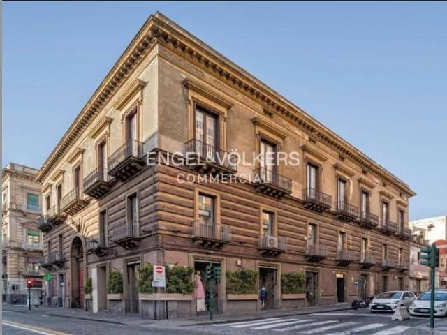 Locale Commerciale in affitto a Borgo-Sanzio, Catania