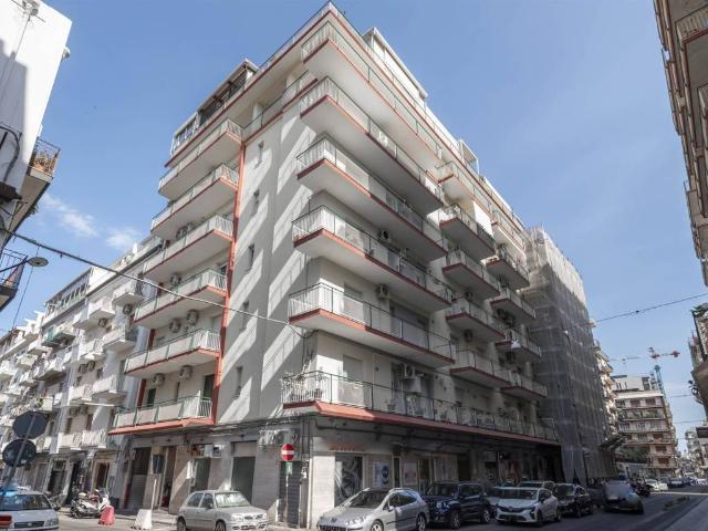 Locale Commerciale in affitto a Borgo-Sanzio, Catania