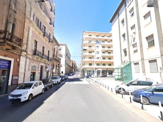 Locale Commerciale in affitto a Borgo-Sanzio, Catania