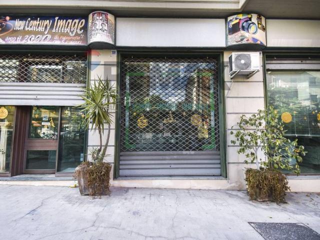 Locale Commerciale in affitto a Monte Po-Nesima-San Leone-Rapisardi, Catania