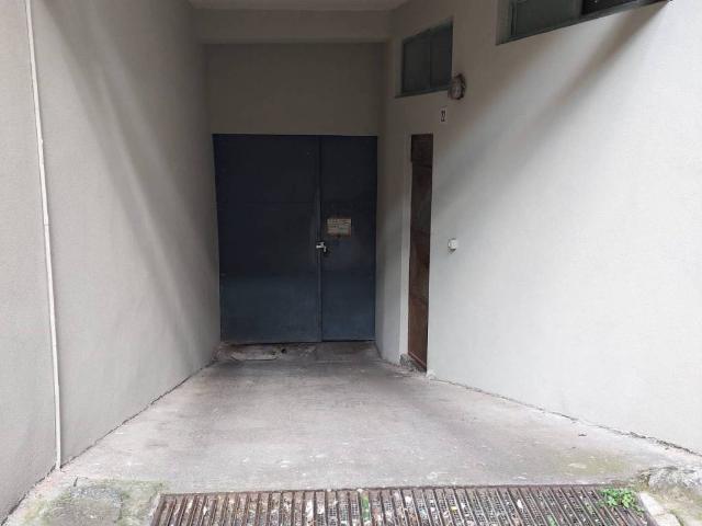 Locale Commerciale in affitto a Monte Po-Nesima-San Leone-Rapisardi, Catania
